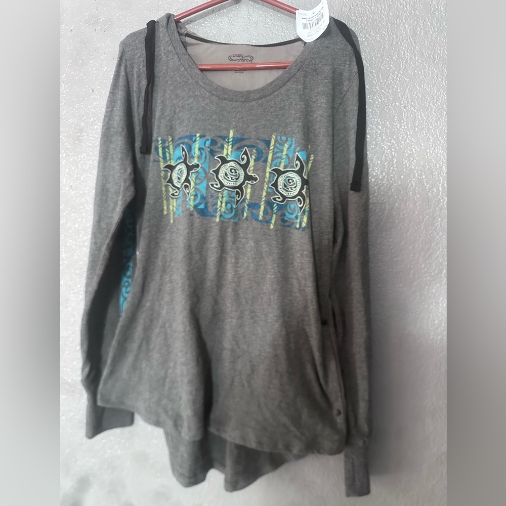 Crazy Shirt, Hoodie, Turtles Large,
Side pockets and thumb holes size XL
